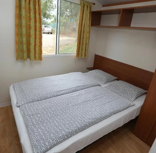 Park za odmor Mobile Homes Comfort Capri Bijela Uvala
