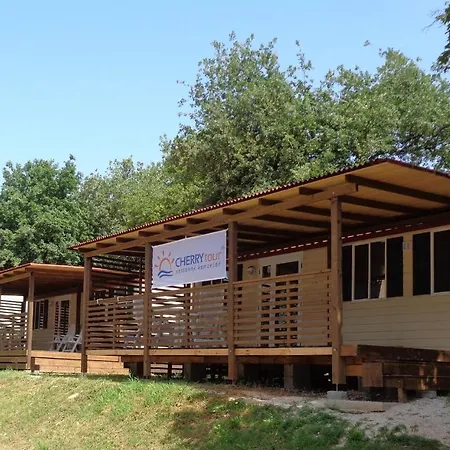 Parco vacanze Mobile Homes Comfort Capri Bijela Uvala
