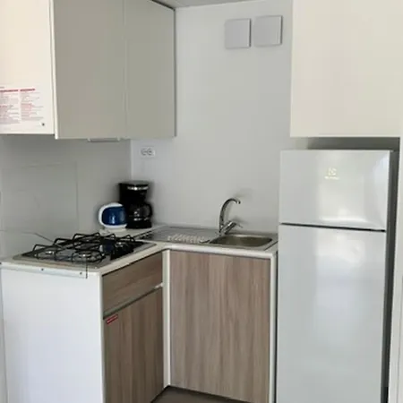 Aldeamento Turístico Mobile Homes Comfort Capri Bijela Uvala 4*