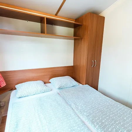 Mobile Homes Comfort Capri Bijela Uvala 4* Mugeba
